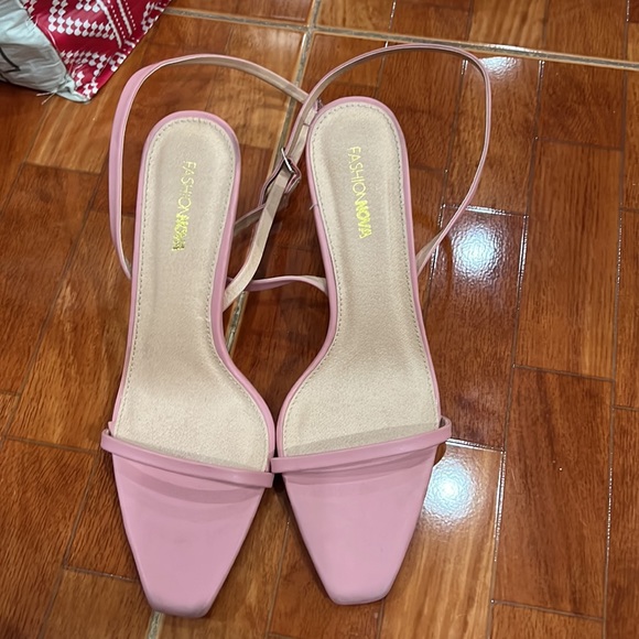 Pink fashion nova heels - Picture 3 of 3